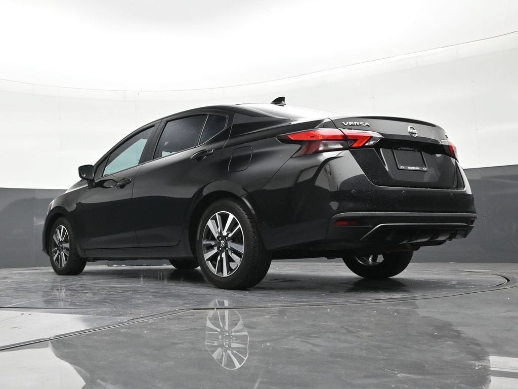 2021 Nissan Versa SV Xtronic CVT