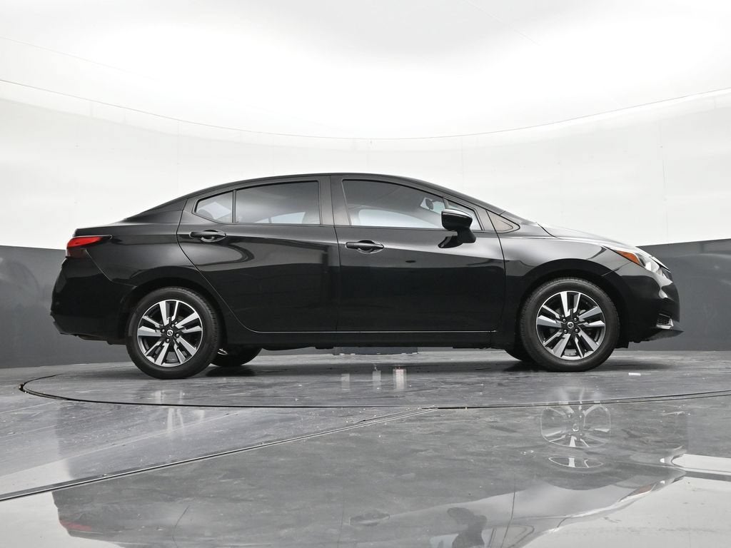 2021 Nissan Versa SV Xtronic CVT