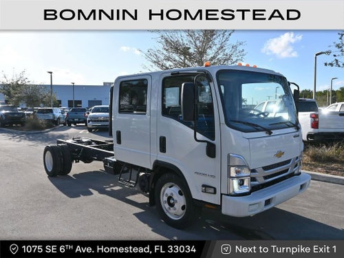 2025 Chevrolet Low Cab Forward 4500 HG Base