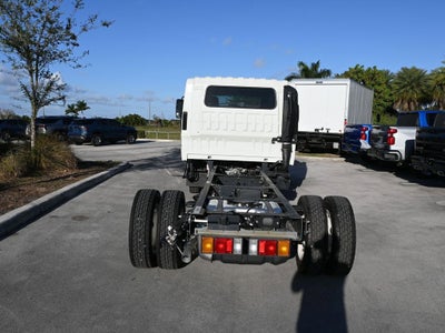 2025 Chevrolet Low Cab Forward 4500 Base