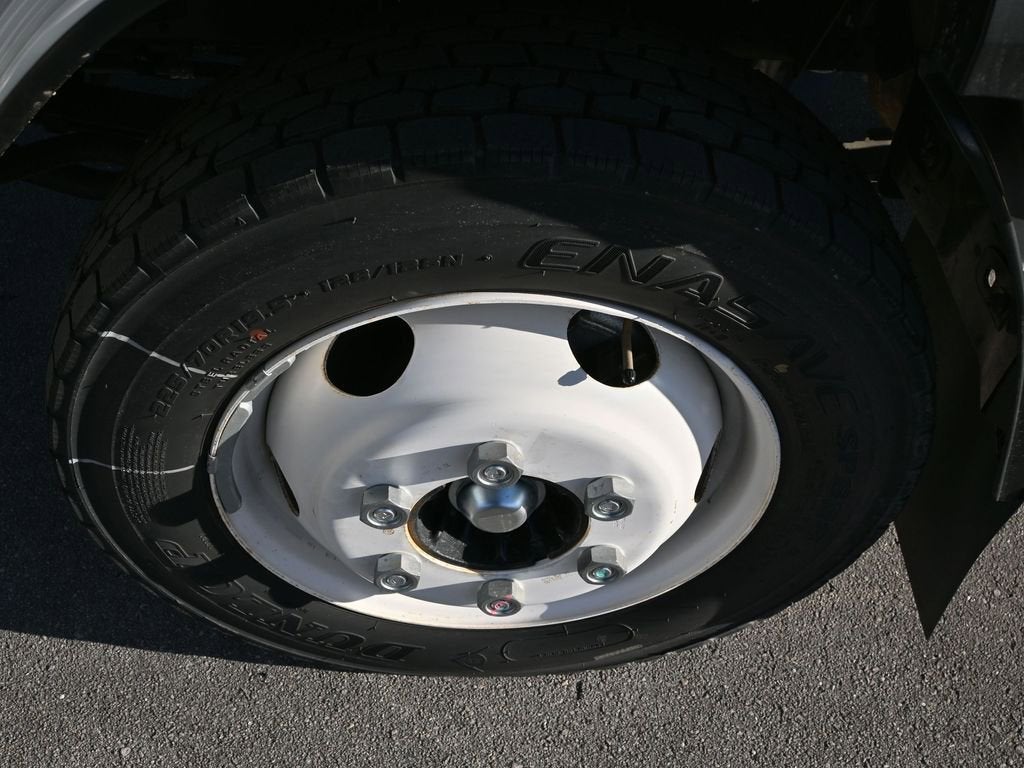 2025 Chevrolet Low Cab Forward 4500 Base