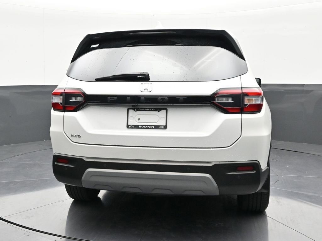 2024 Honda Pilot EX-L 8 Passenger