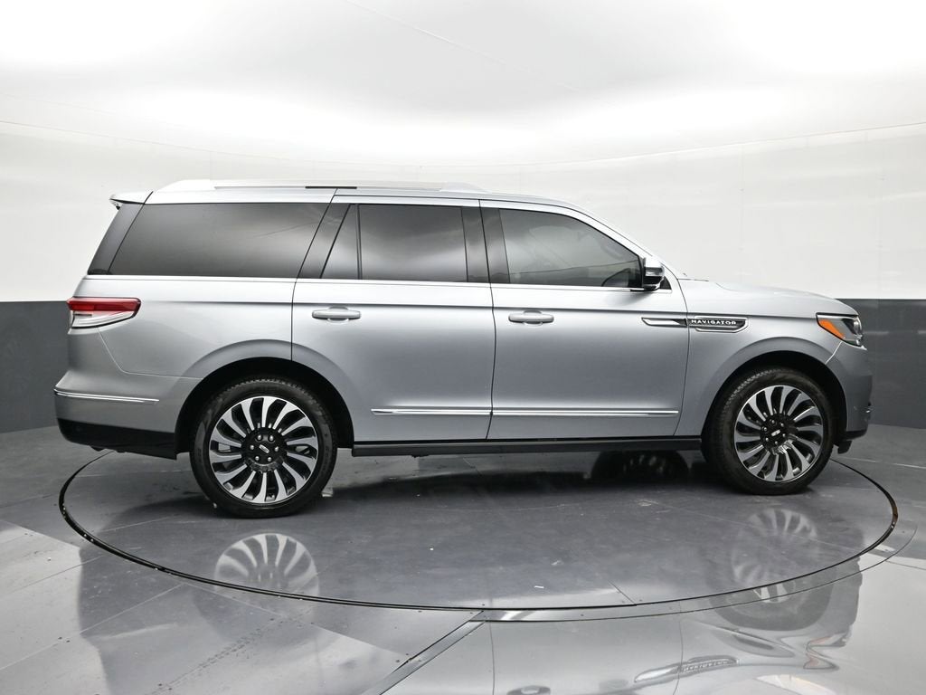 2024 Lincoln Navigator Black Label
