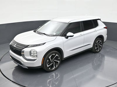 2022 Mitsubishi Outlander ES