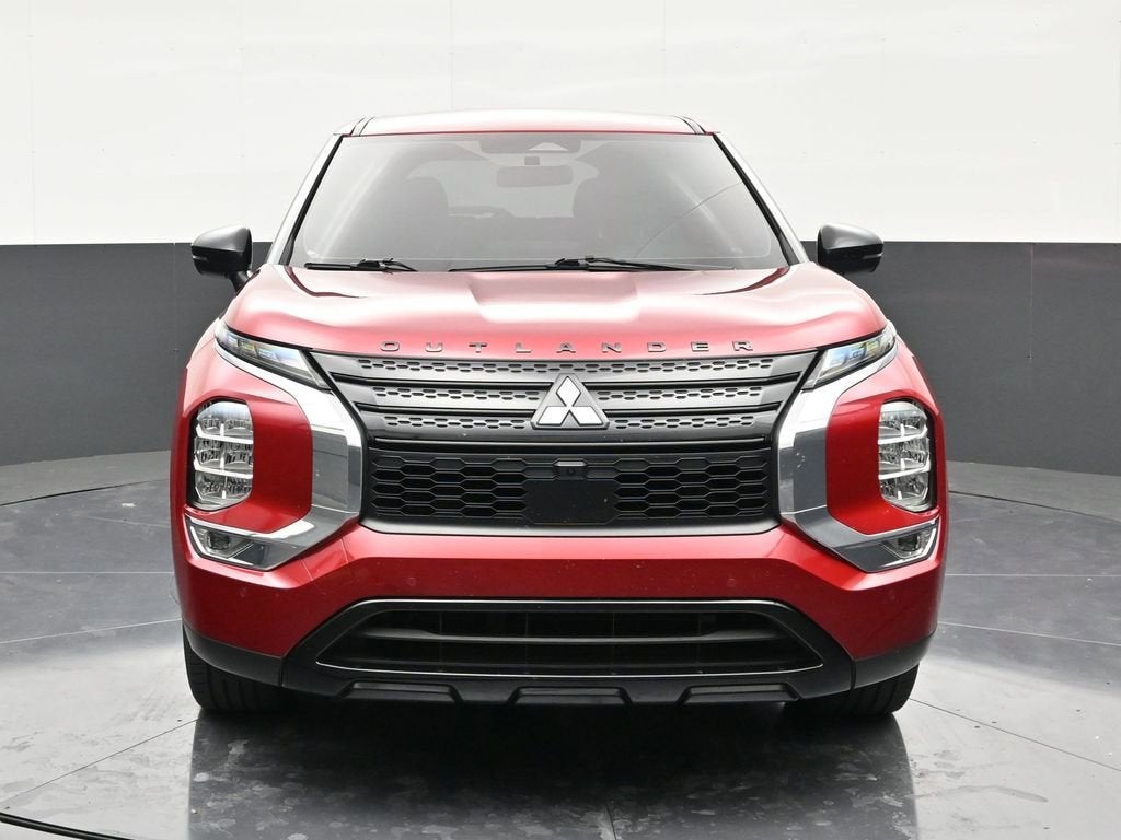2023 Mitsubishi Outlander SE