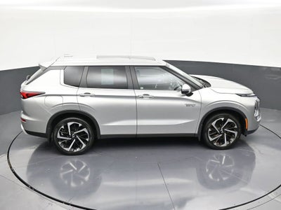 2023 Mitsubishi Outlander PHEV SE