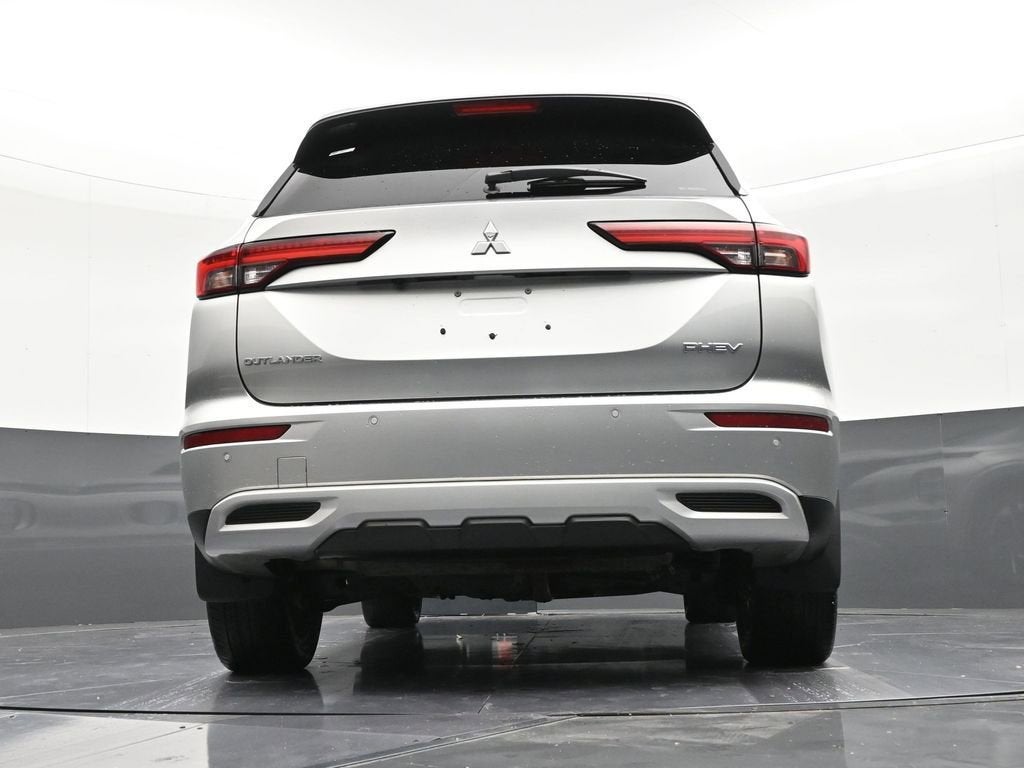 2023 Mitsubishi Outlander PHEV SE