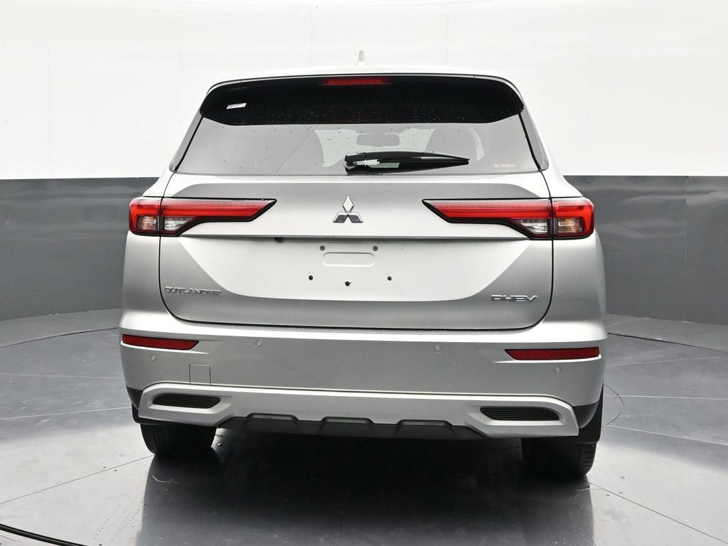 2023 Mitsubishi Outlander PHEV SE