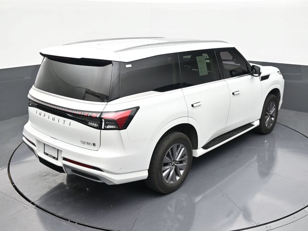 2025 INFINITI QX80 PURE