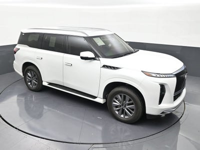 2025 INFINITI QX80 PURE