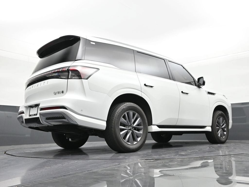 2025 INFINITI QX80 PURE