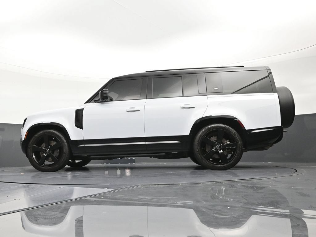 2023 Land Rover Defender X-Dynamic SE