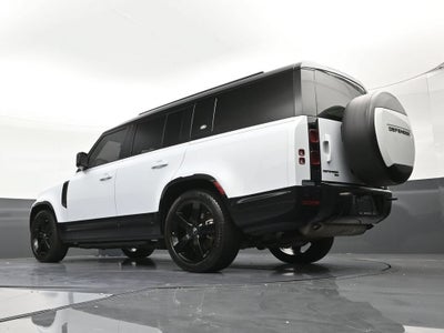 2023 Land Rover Defender X-Dynamic SE