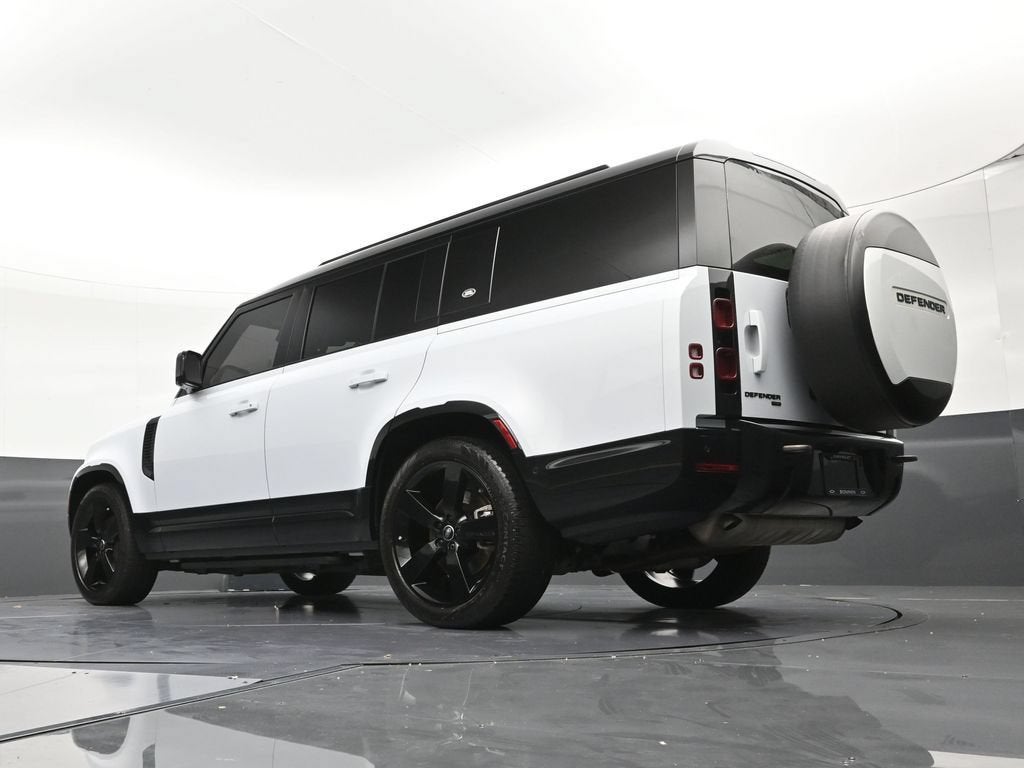 2023 Land Rover Defender X-Dynamic SE