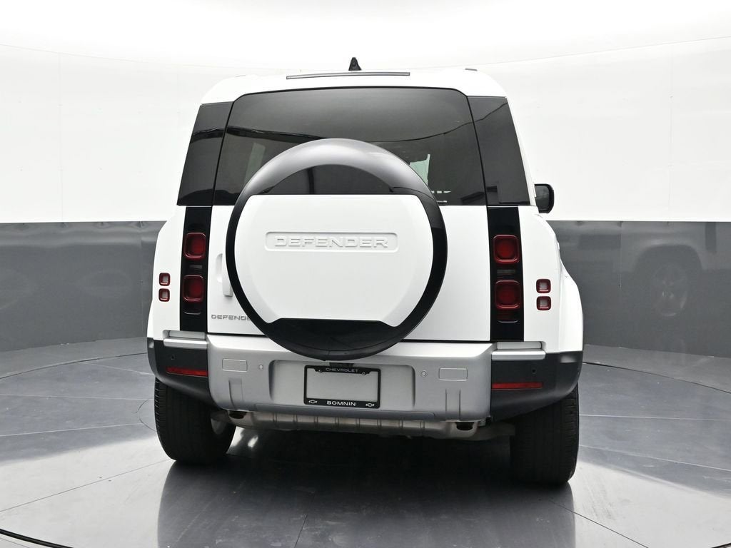 2024 Land Rover Defender 110 P400 S