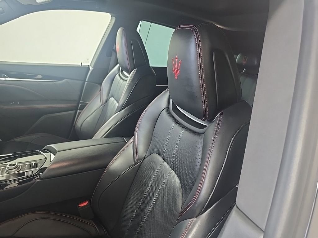 2024 Maserati Levante GT Ultima