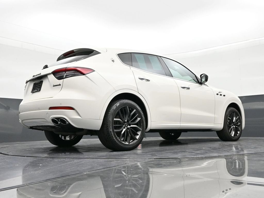 2024 Maserati Levante GT Ultima