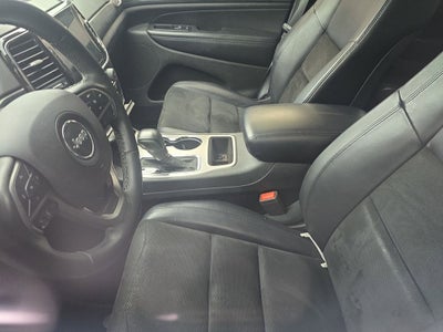 2019 Jeep Grand Cherokee Laredo E