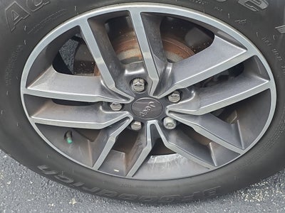 2019 Jeep Grand Cherokee Laredo E