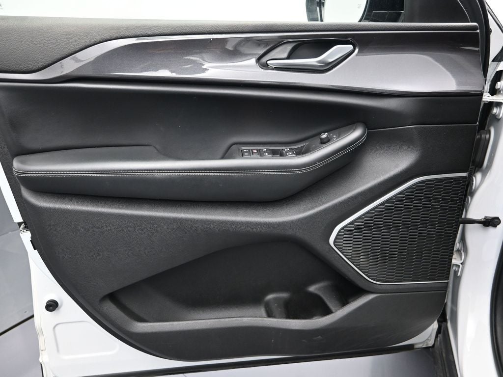 2022 Jeep Grand Cherokee Altitude