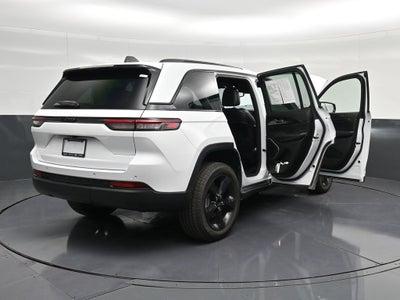 2022 Jeep Grand Cherokee Altitude
