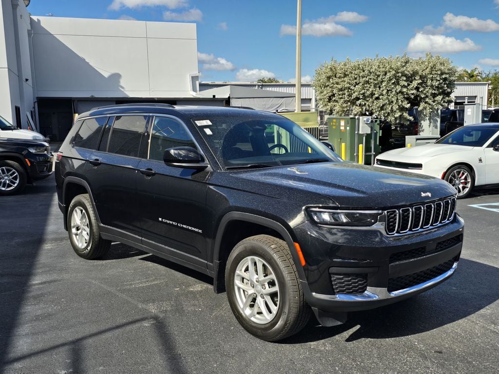 2025 Jeep Grand Cherokee Laredo