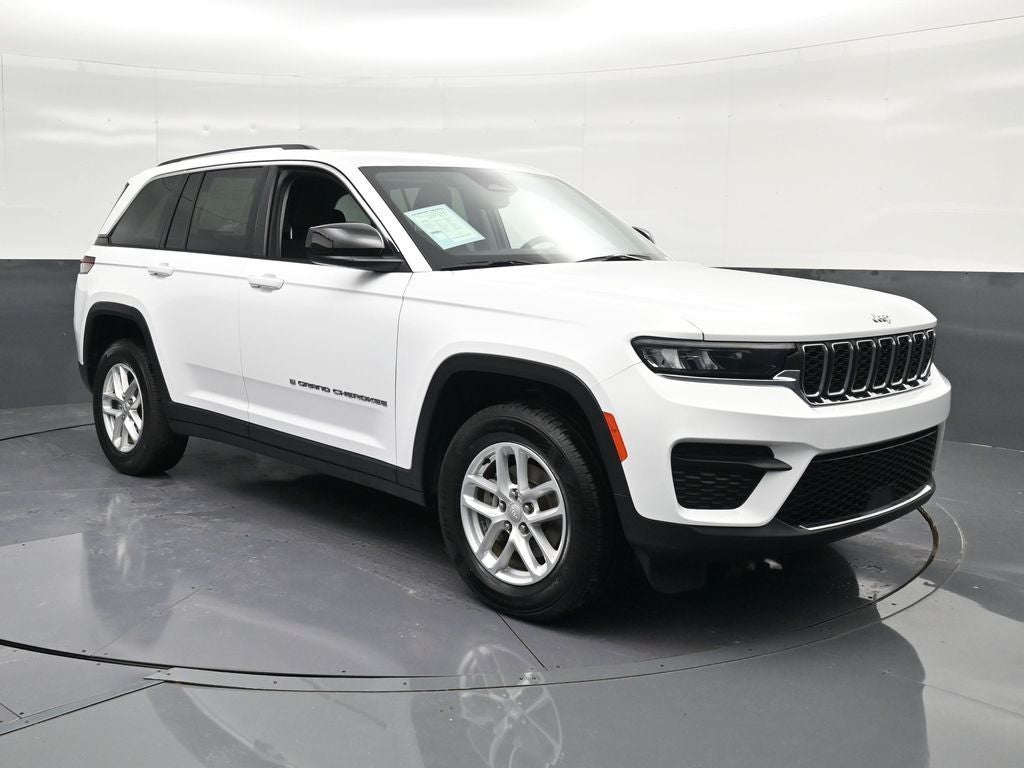 2023 Jeep Grand Cherokee Laredo