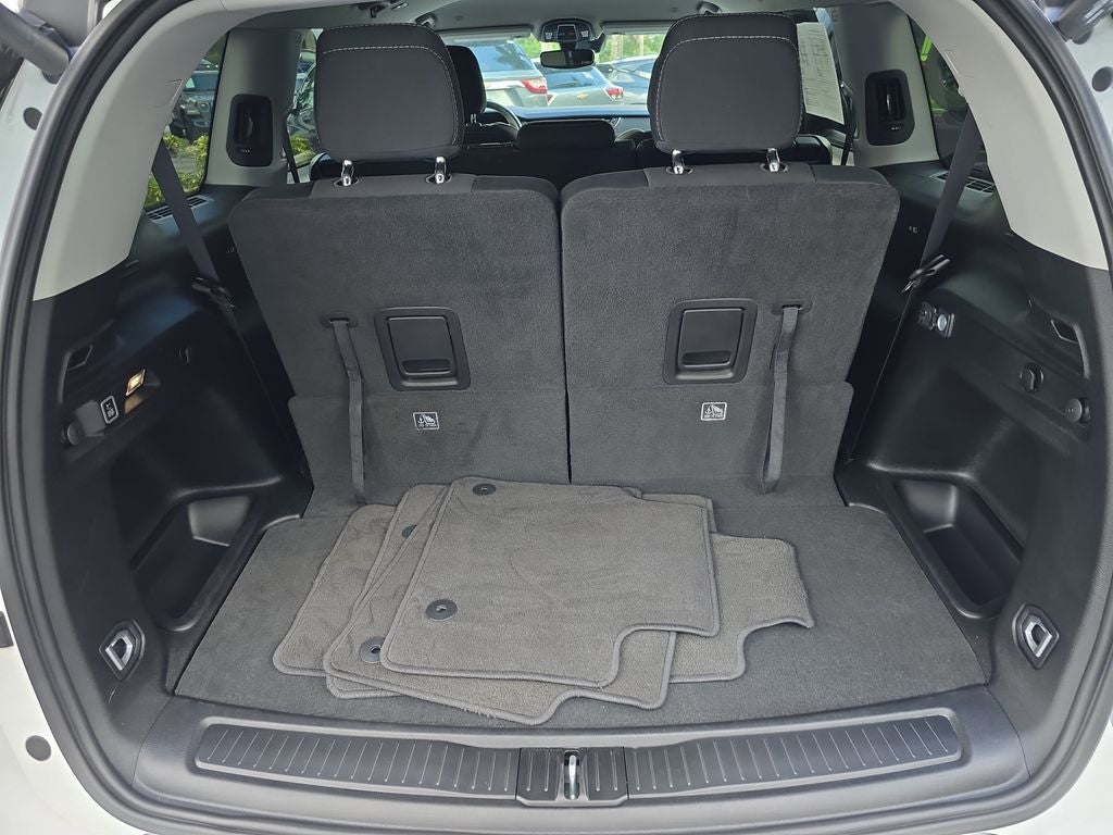 2022 Jeep Grand Cherokee L Laredo