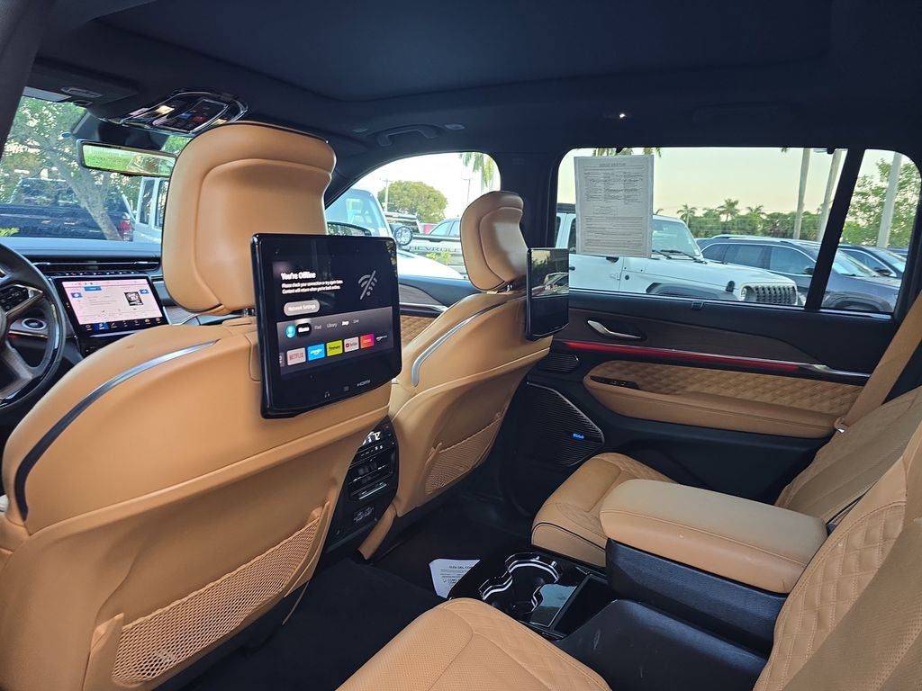 2023 Jeep Grand Cherokee L Summit