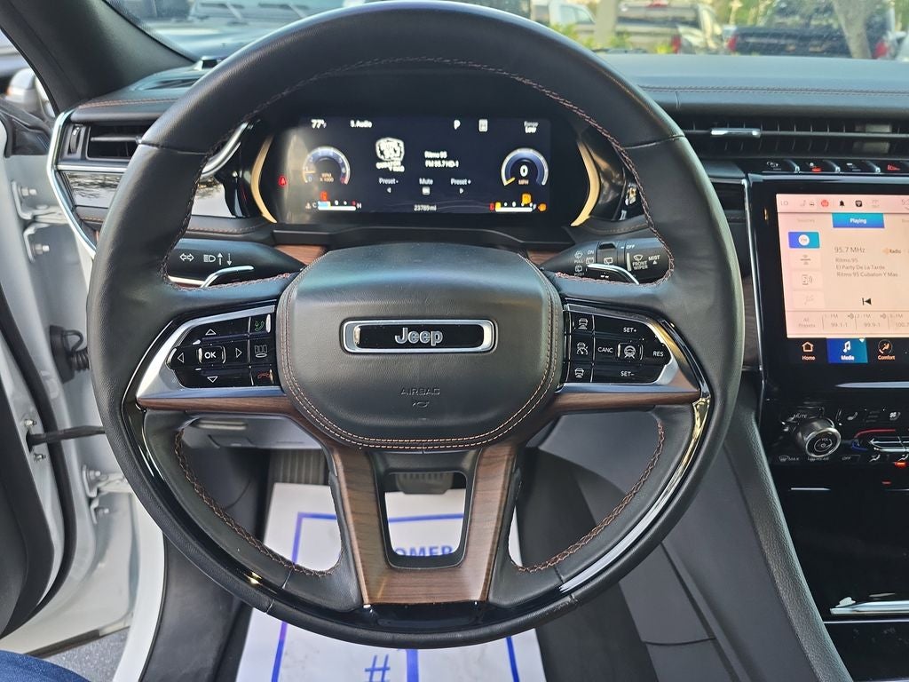 2023 Jeep Grand Cherokee L Summit