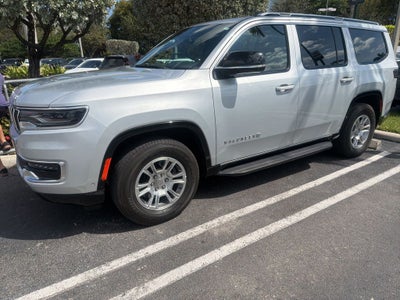 2024 Jeep Wagoneer Base