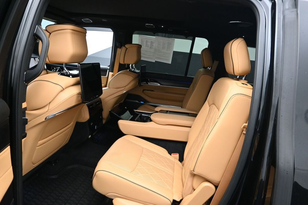 2024 Jeep Grand Wagoneer Series III