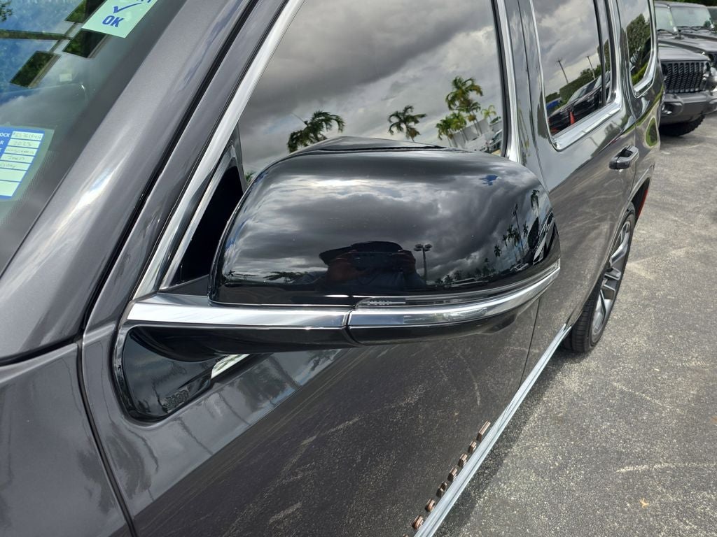 2023 Jeep Grand Wagoneer Series III