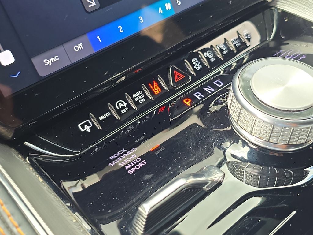 2023 Jeep Grand Wagoneer Series III