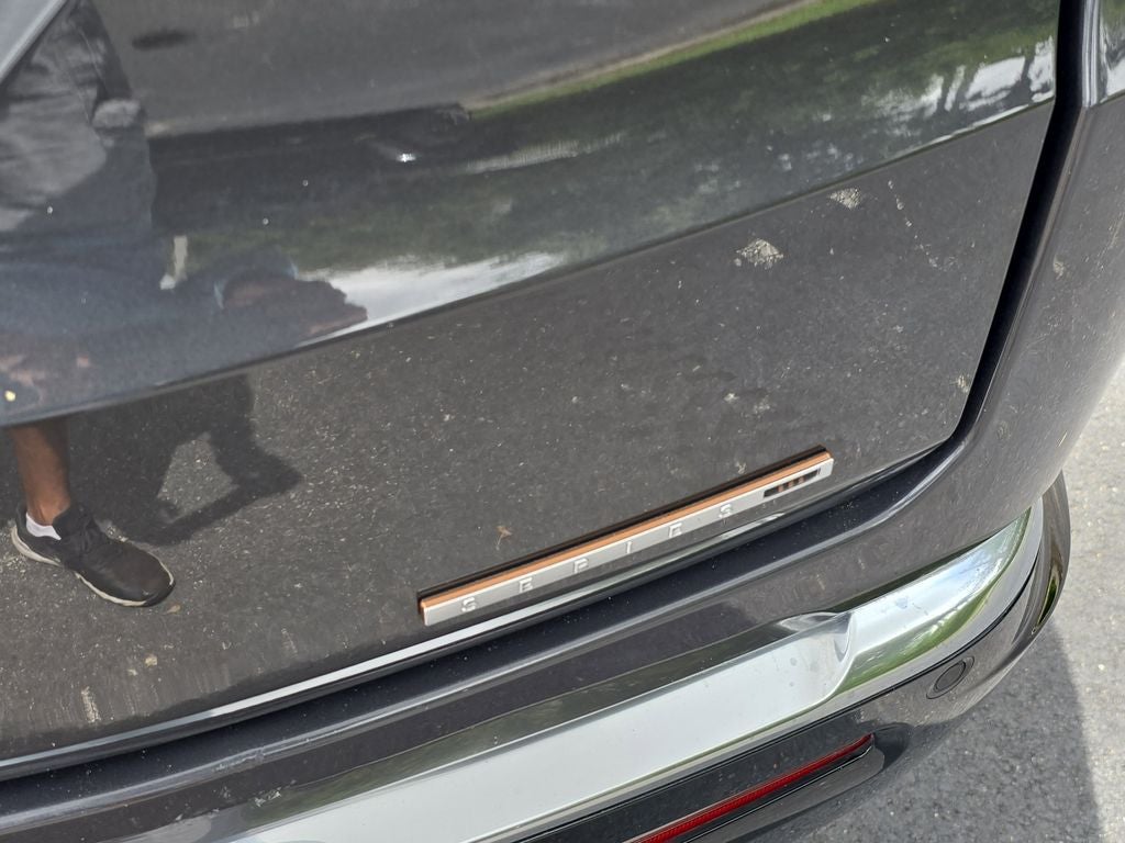 2023 Jeep Grand Wagoneer Series III