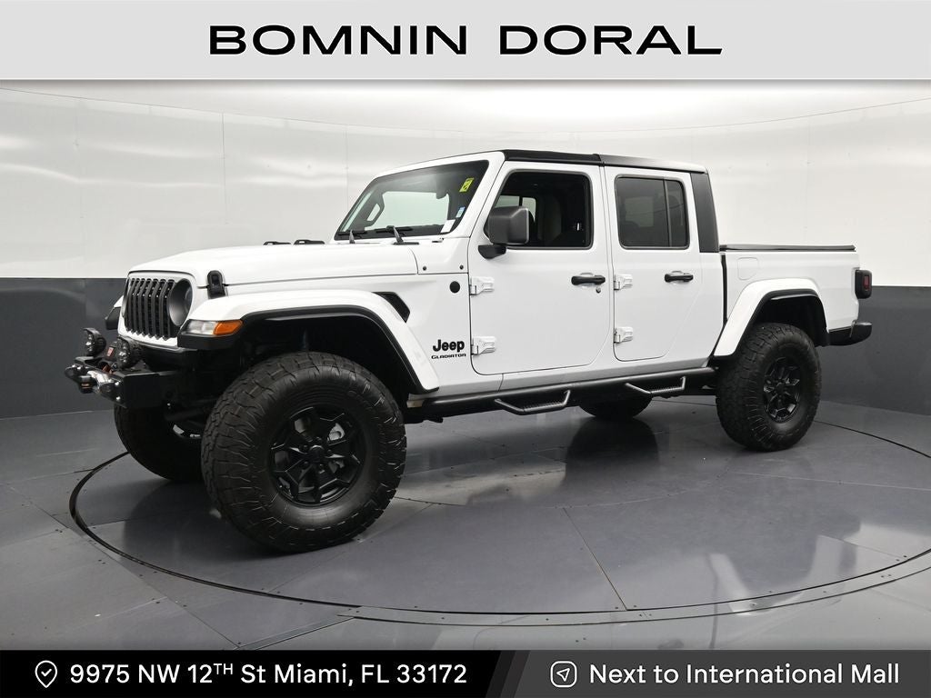 2021 Jeep Gladiator Willys