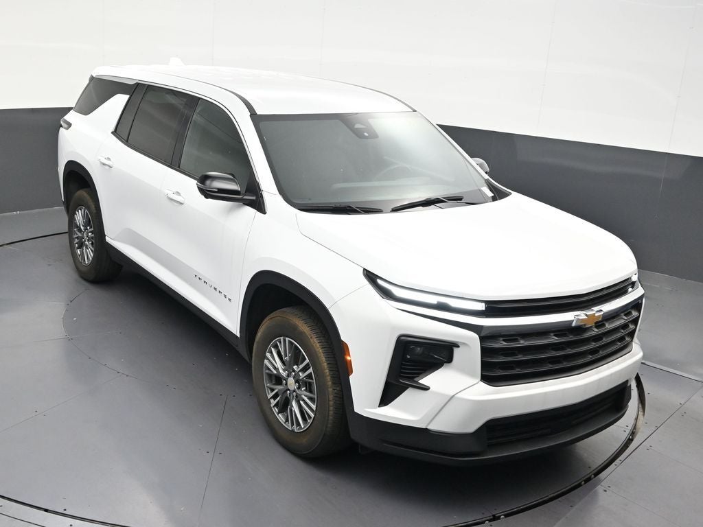 2024 Chevrolet Traverse LS