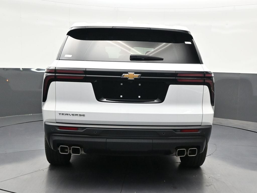 2024 Chevrolet Traverse LS