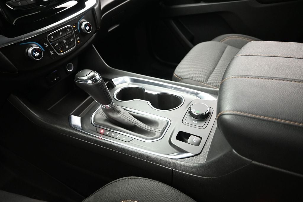 2018 Chevrolet Traverse LT Cloth w/1LT