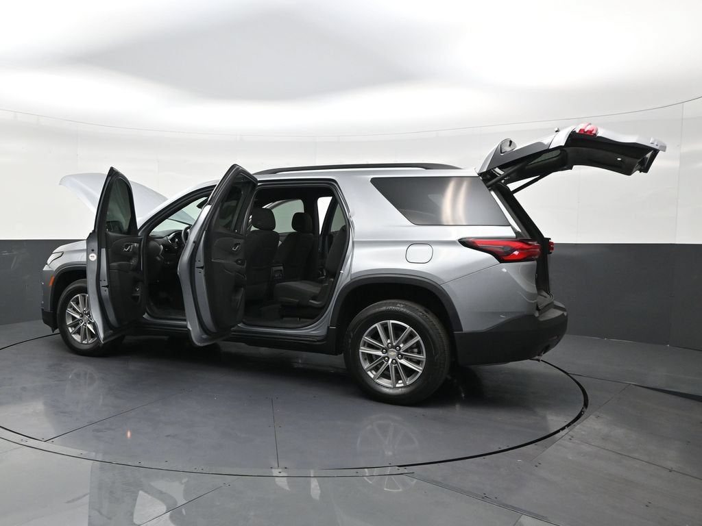 2024 Chevrolet Traverse Limited LT Cloth