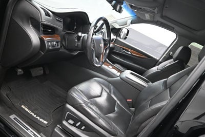 2019 Cadillac Escalade Luxury