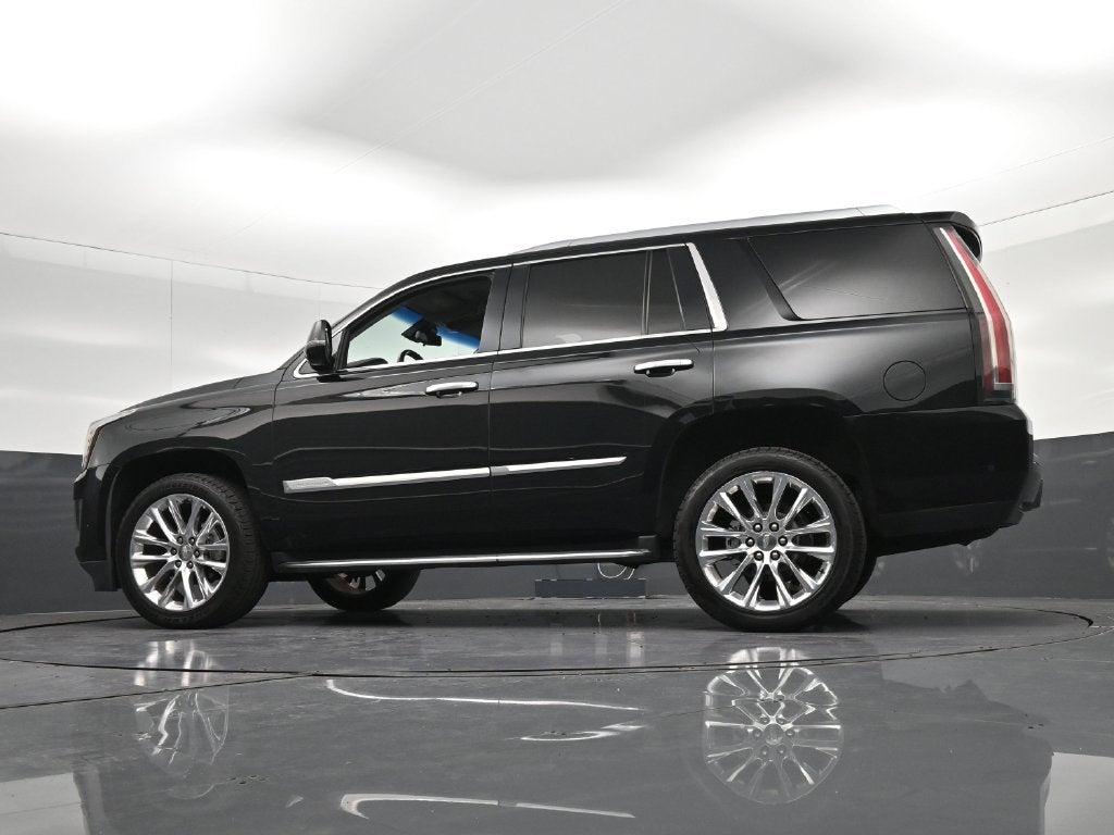 2019 Cadillac Escalade Luxury