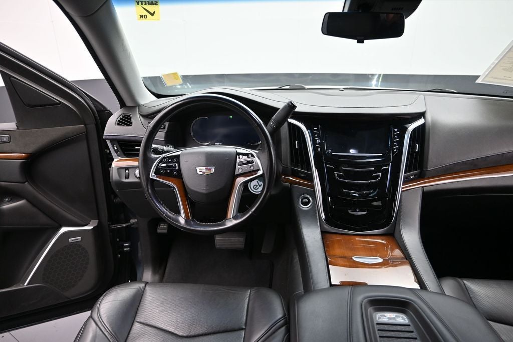 2019 Cadillac Escalade Luxury