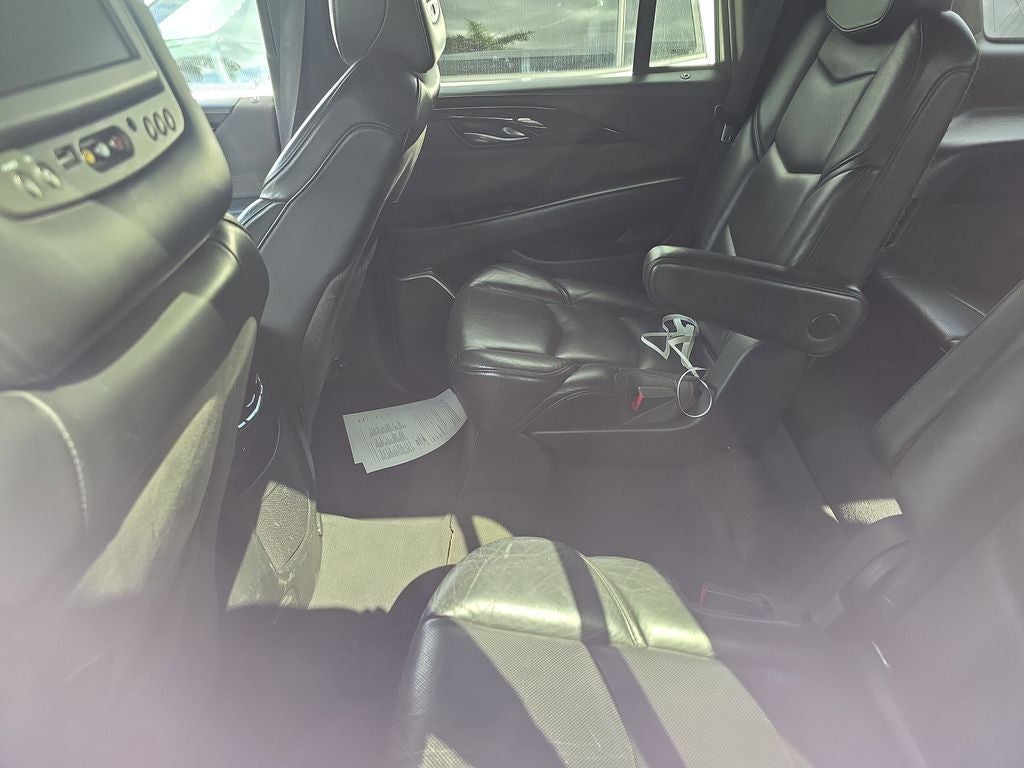 2018 Cadillac Escalade Platinum Edition