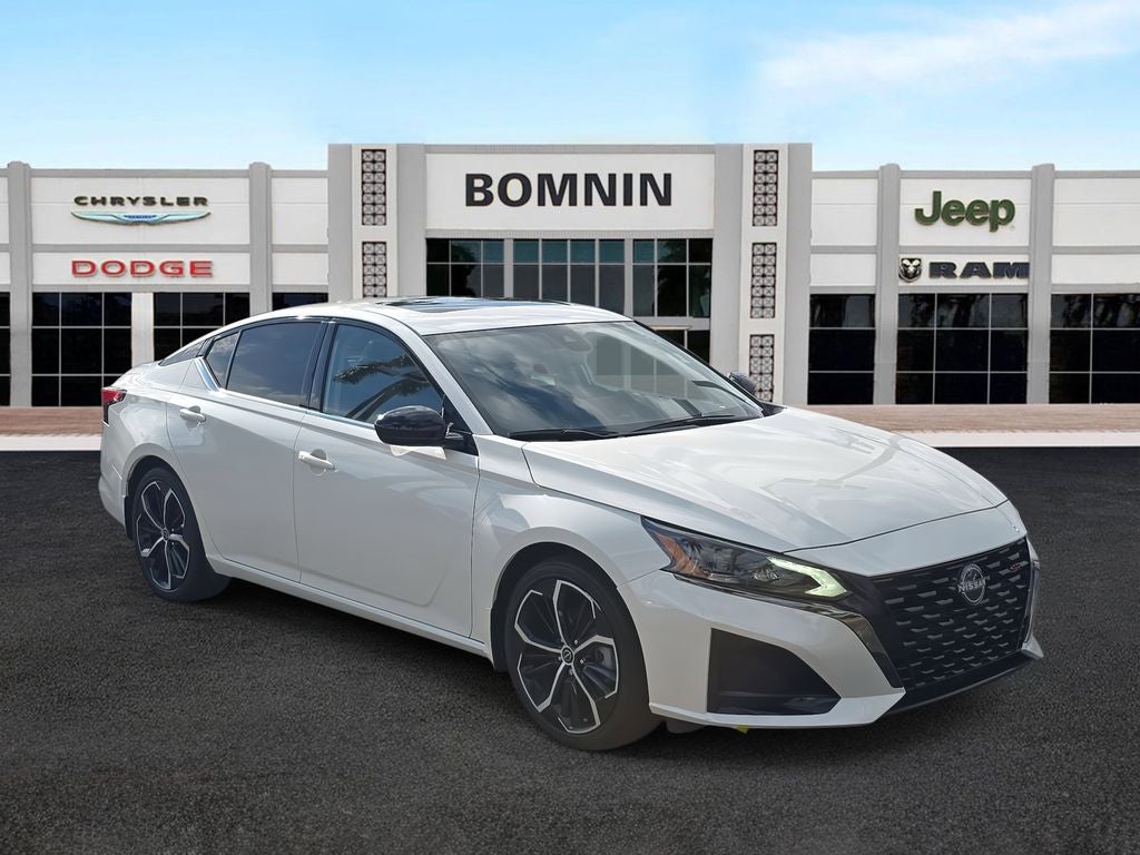 2024 Nissan Altima 2.5 SR