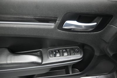 2022 Chrysler 300 Touring