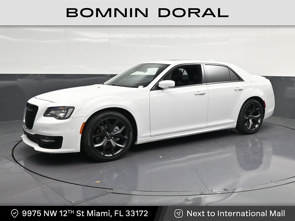 2023 Chrysler 300 S
