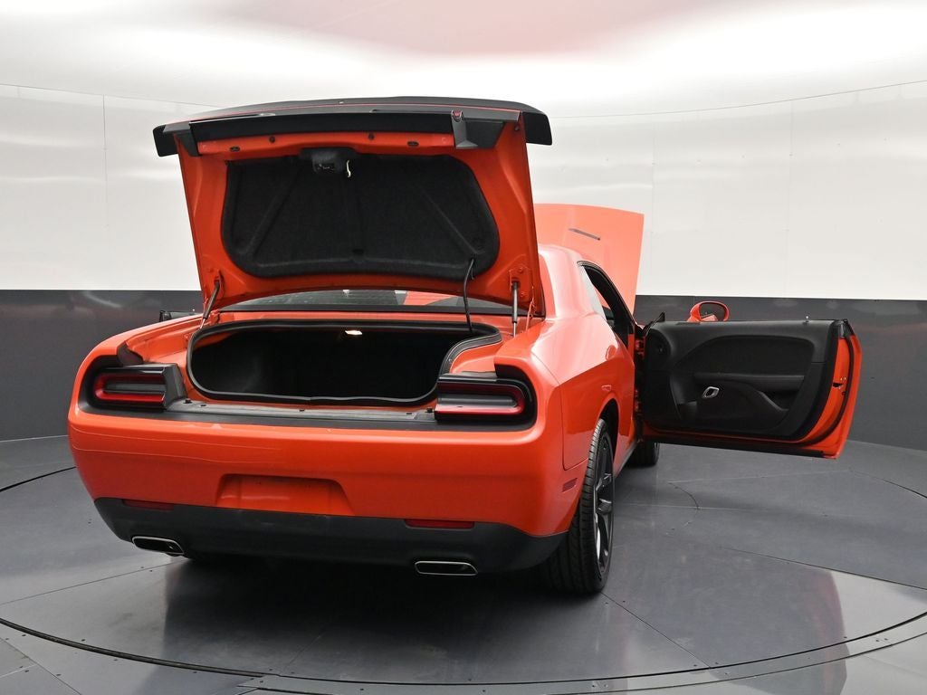 2021 Dodge Challenger SXT