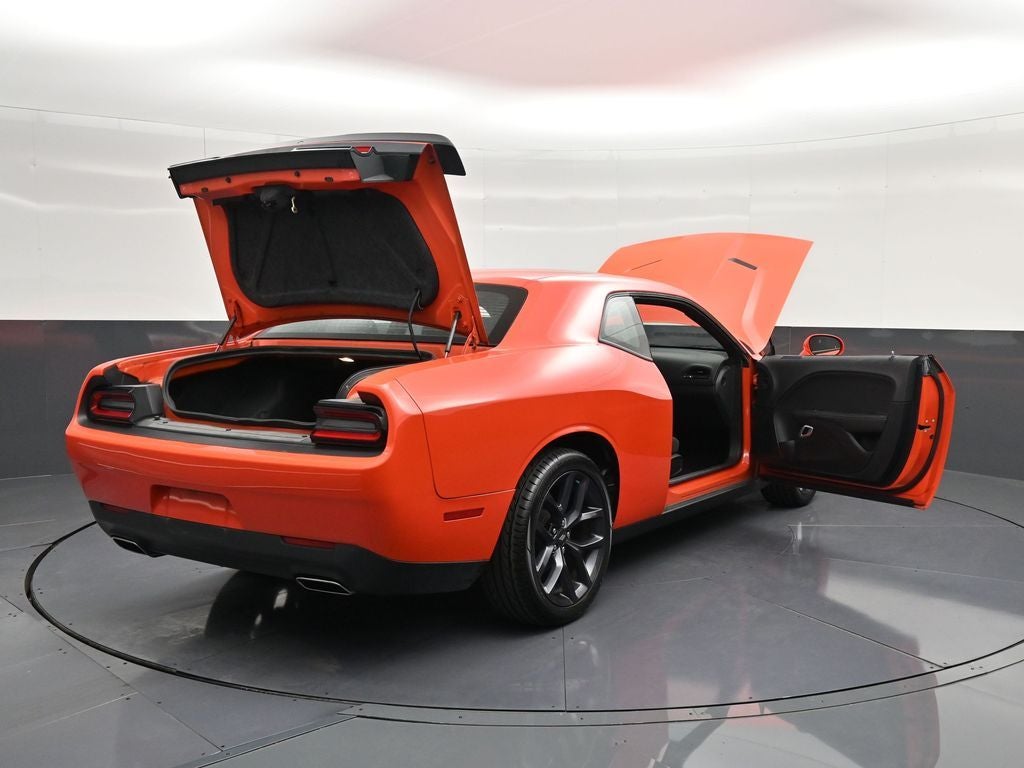 2021 Dodge Challenger SXT