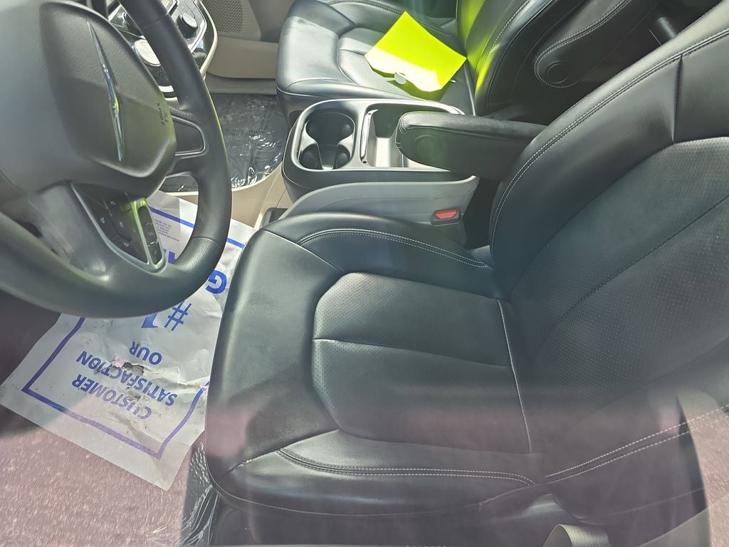 2021 Chrysler Voyager LXI